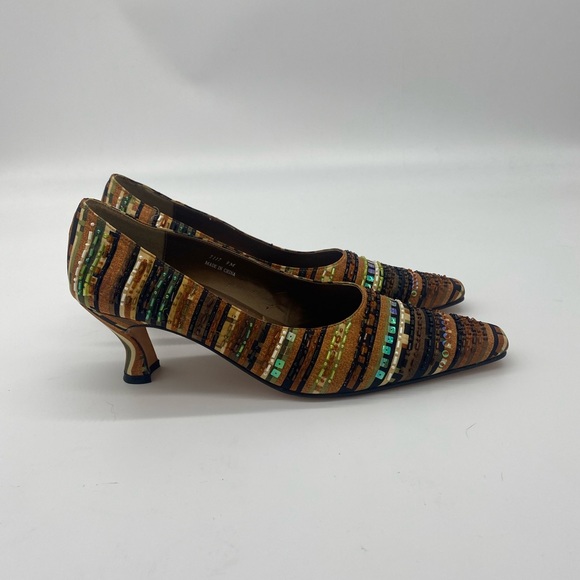 J. Renee Brown Beaded Snip Toe Kitten Heels - Picture 7 of 9
